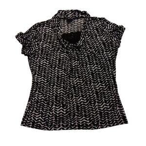 EUC East 5th Black and White Chevron Women's Top Lace Neckline LARGE